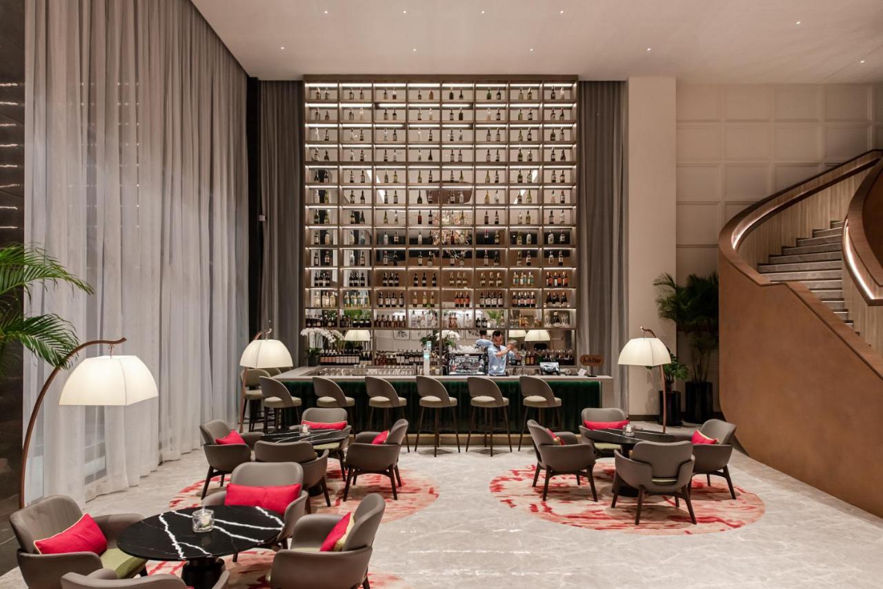 Ascott Gurney Penang Hotel George Town Eksteriør billede The Bar